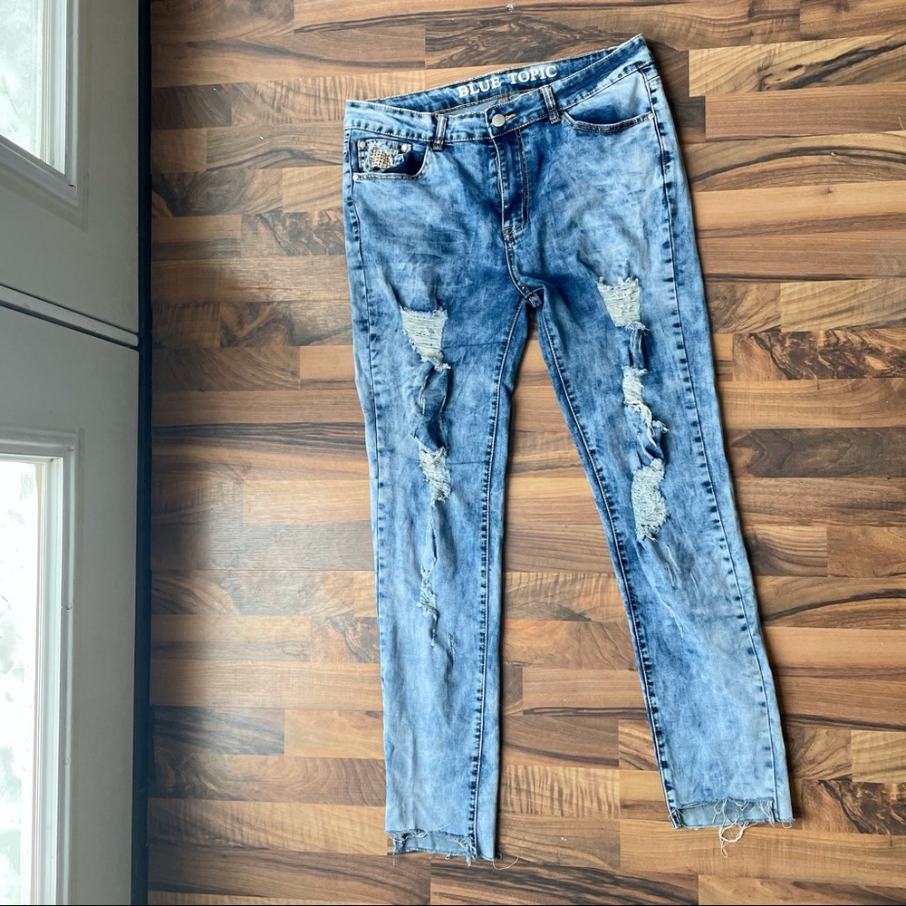 Blue Topic high rise acid wash skinny jeans.
